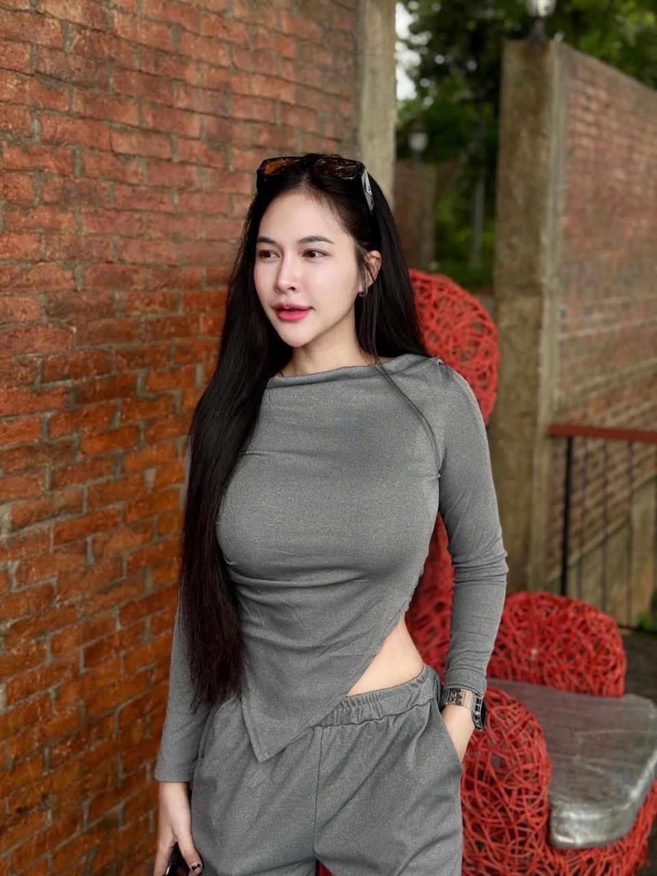 nzsv006 เพื่อนร่วมงานที่แอบเย็ดคือแฟนของผู้จัดการ